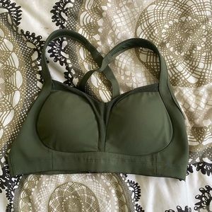 Supportive sports bra